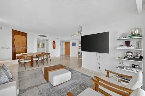 21205 Yacht Club Drive Aventura FL 33180