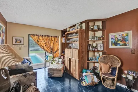 30 Cedar Road Hollywood FL 33021