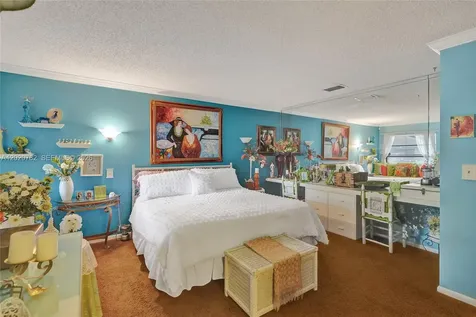 30 Cedar Road Hollywood FL 33021