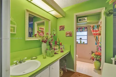 30 Cedar Road Hollywood FL 33021