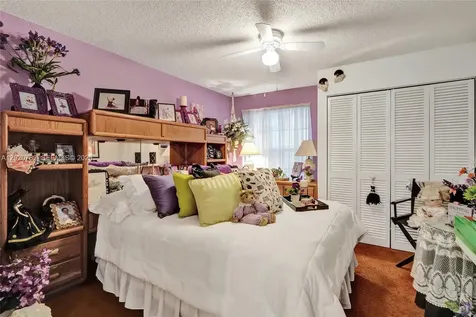 30 Cedar Road Hollywood FL 33021
