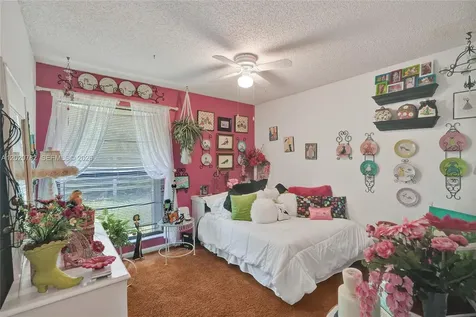 30 Cedar Road Hollywood FL 33021