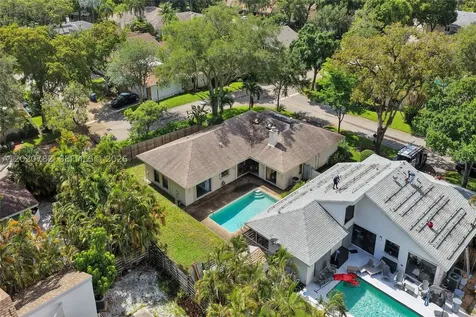 30 Cedar Road Hollywood FL 33021