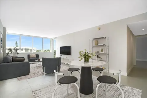 8233 Harding Avenue Miami Beach FL 33141
