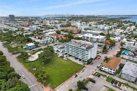 8233 Harding Avenue Miami Beach FL 33141