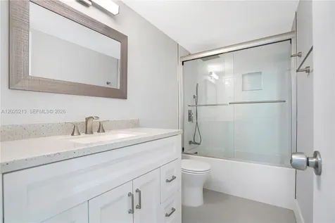 8233 Harding Avenue Miami Beach FL 33141