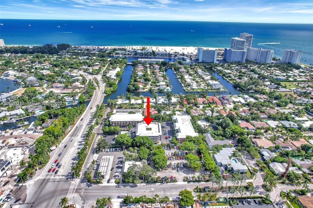 2420 SE 17th Causeway Fort Lauderdale FL 33316