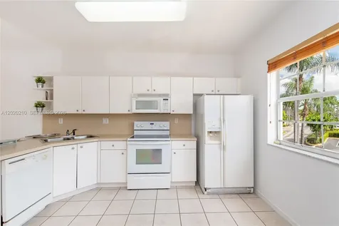 5610 NW 114th Place Doral FL 33178
