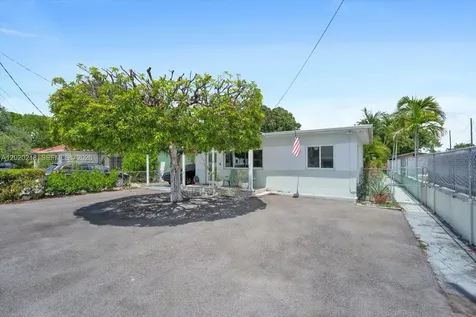 725 NW 24th Court Miami FL 33125