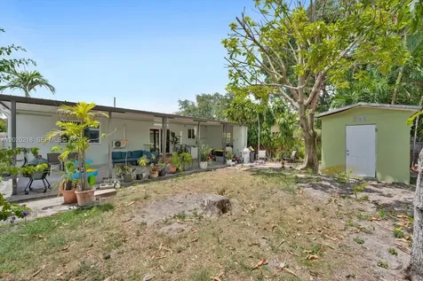725 NW 24th Court Miami FL 33125