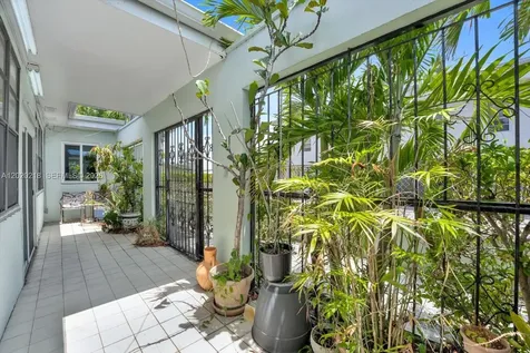 725 NW 24th Court Miami FL 33125