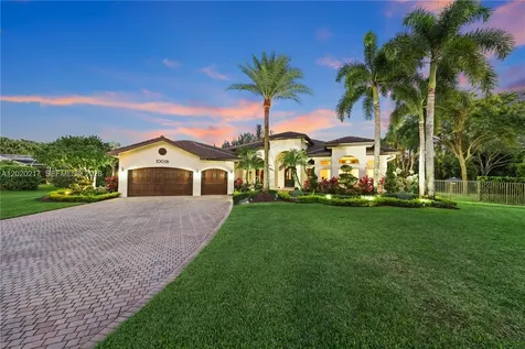10018 Laurel Road Davie FL 33328