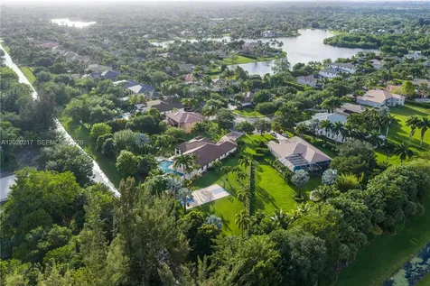 10018 Laurel Road Davie FL 33328