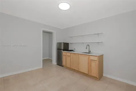 221 NW 32nd Street Miami FL 33127