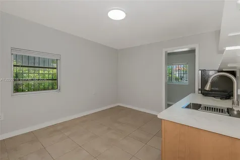 221 NW 32nd Street Miami FL 33127