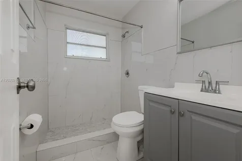 221 NW 32nd Street Miami FL 33127