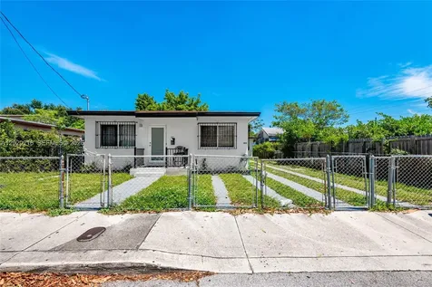 221 NW 32nd Street Miami FL 33127