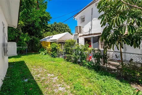 221 NW 32nd Street Miami FL 33127
