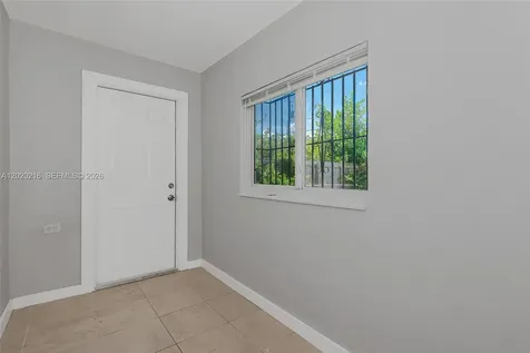 221 NW 32nd Street Miami FL 33127