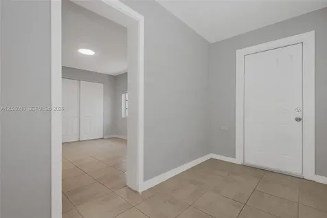 221 NW 32nd Street Miami FL 33127