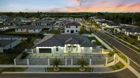 13305 SW 190th Terrace Miami FL 33177