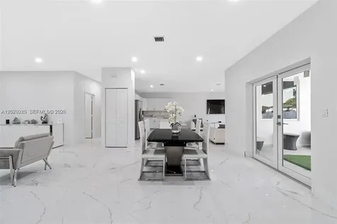 13305 SW 190th Terrace Miami FL 33177