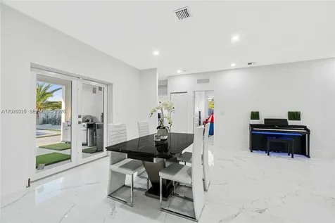 13305 SW 190th Terrace Miami FL 33177