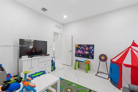13305 SW 190th Terrace Miami FL 33177
