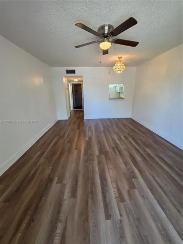4374 NW 9th Avenue Deerfield Beach FL 33064