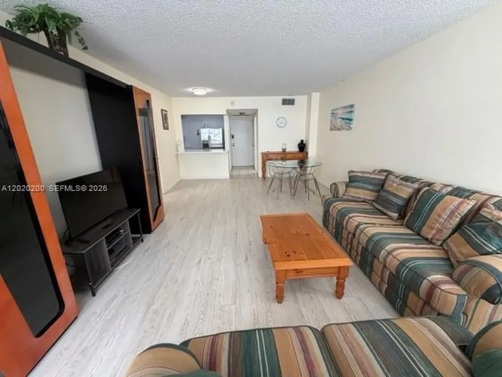 3725 S Ocean Drive Hollywood FL 33019