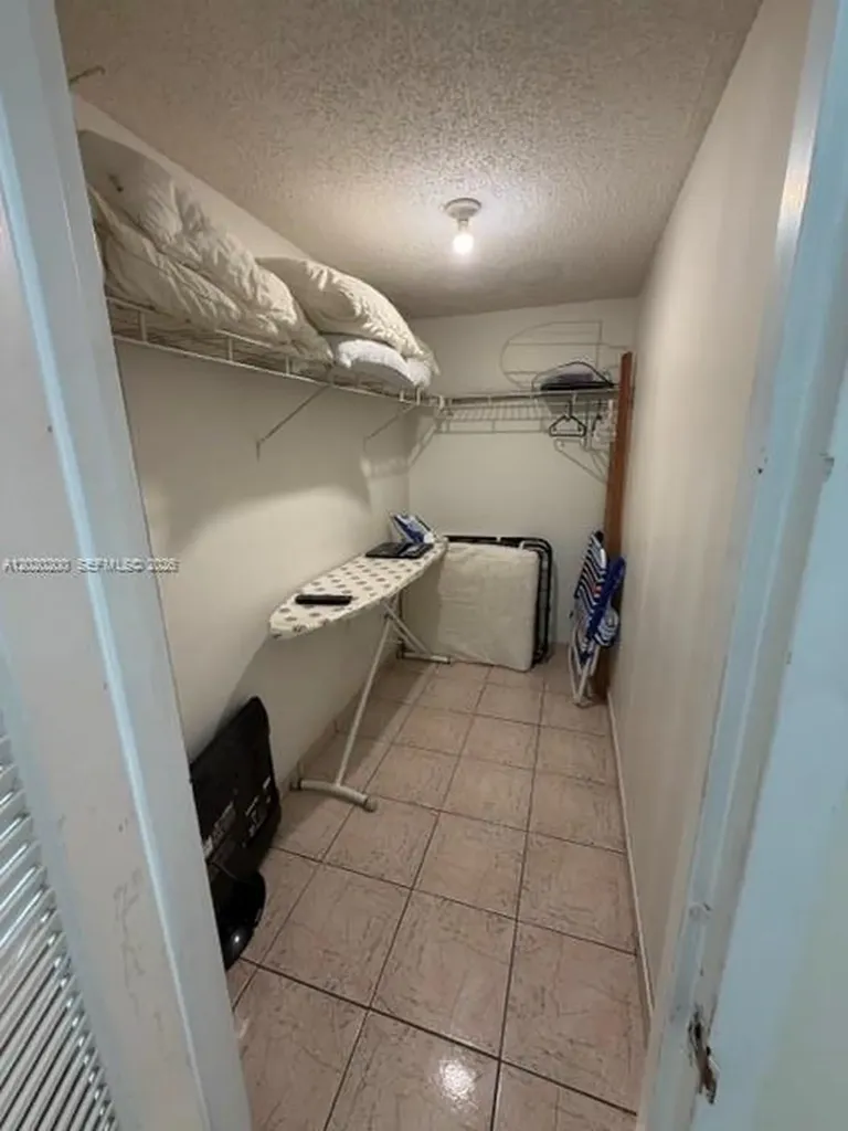 3725 S Ocean Drive Hollywood FL 33019