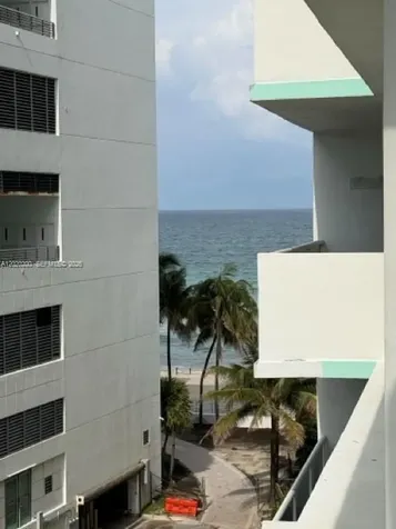 3725 S Ocean Drive Hollywood FL 33019