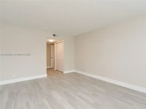 436 Lakeview Drive Weston FL 33326