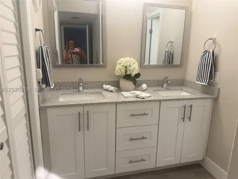436 Lakeview Drive Weston FL 33326