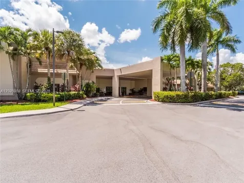 436 Lakeview Drive Weston FL 33326