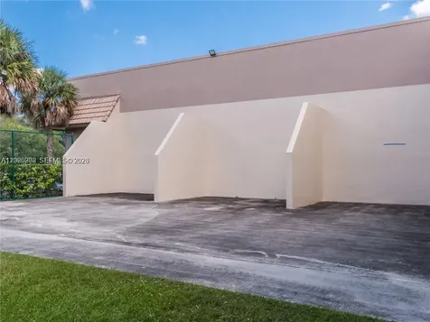 436 Lakeview Drive Weston FL 33326