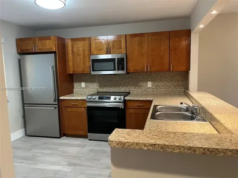 436 Lakeview Drive Weston FL 33326