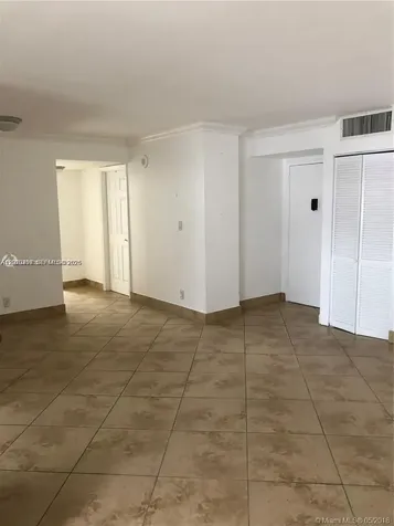 16909 N Bay Road Sunny Isles Beach FL 33160
