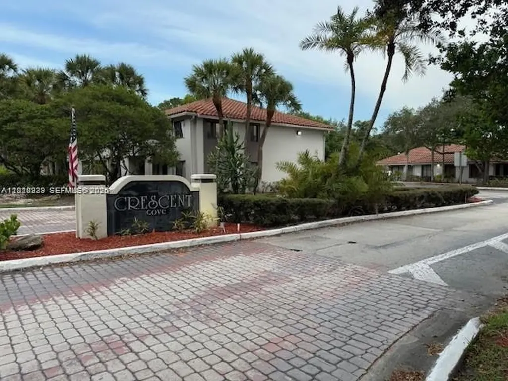 3188 Coral Lake Way Coral Springs FL 33065