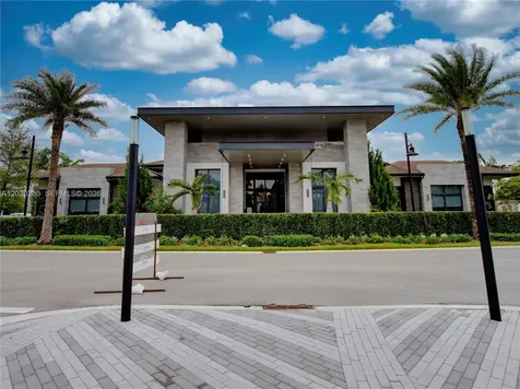 4534 NW 83rd Avenue Doral FL 33166
