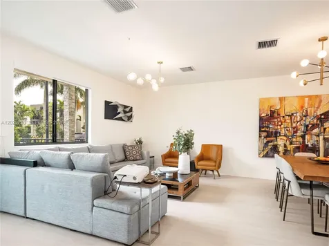 4534 NW 83rd Avenue Doral FL 33166