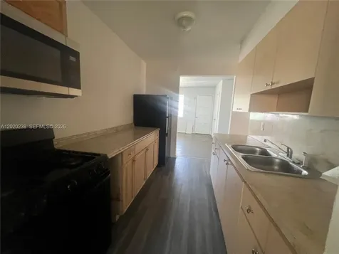 740 NW 31st Street Miami FL 33127