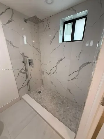 5420 W 21st Court Hialeah FL 33016