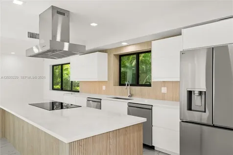 112 E 1st Court Miami Beach FL 33139