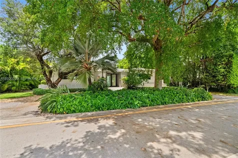 112 E 1st Court Miami Beach FL 33139