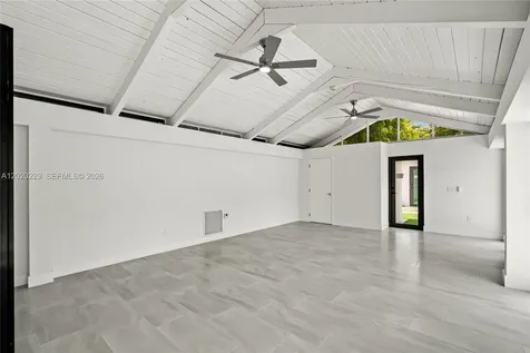 112 E 1st Court Miami Beach FL 33139