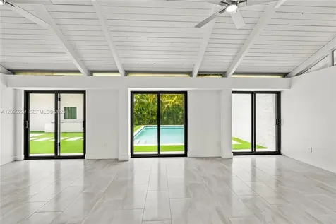 112 E 1st Court Miami Beach FL 33139