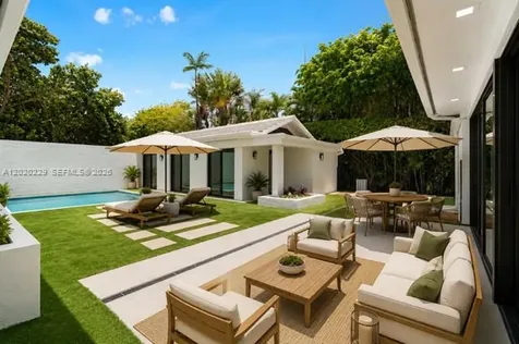 112 E 1st Court Miami Beach FL 33139
