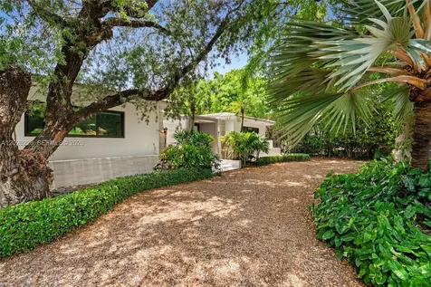 112 E 1st Court Miami Beach FL 33139