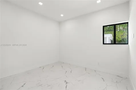 112 E 1st Court Miami Beach FL 33139